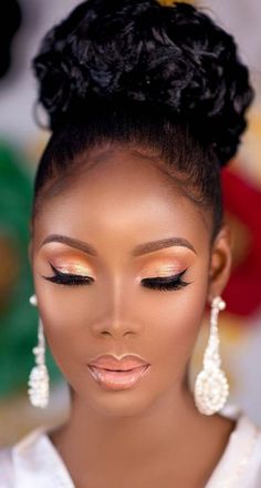 30 Trendy Bridal Makeup Looks Black Women #makeup #bridal Black Bridal Makeup, Summer Wedding Makeup, Koleksi Makeup, Amazing Wedding Makeup, Beautiful Wedding Makeup, Makeup Cantik, Wedding Makeup For Brown Eyes, Best Wedding Makeup, Makeup Tip