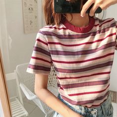 Retro Vintage Outfits, Outfits With Striped Shirts, 90s Inspired Outfits, Lit Outfits, Stripe Tee, Casual Fall Outfits, Boutique Shop, Womens Casual Outfits, Retro Outfits