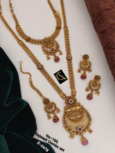 Description :- Gold Plated Jewellery Set/South Indian Necklace / Choker Necklace Set/ Choker Set/ Bollywood Jewelry/ Indian Jewelry/ Handmade Items Gift yourself a royal look with this perfectly crafted kundan necklace set from Manalisstudio. Crafted with high quality kundan stones and pearls, it is impressive in design. The green enamel artwork adds perfect texture to the design. Perfect for weddings and festivities, this antique necklace set should be put on with your favorite sari or lehenga.