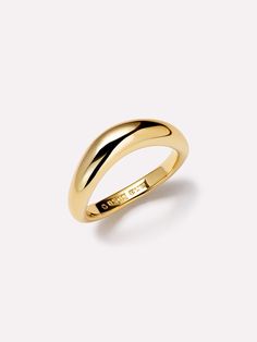 This gold band ring is plated in 14k gold features a sleek oval-shaped design for a unique take on the classic band silhouette. This ring is perfect for the minimalist but can also be added to your favorite stack for a simple finishing touch. Take your look to the next level by pairing this ring with our sparkly Oren ring. • Plated in 14k gold • Simple gold band ring • Tarnish-proof design Size 10 Rings Women, Pretty Promise Rings, Band Silhouette, Simple Gold Band, Minimalist Gold Jewelry, Ring Plate, Gold Band Ring, Size 10 Rings, Online Jewelry Store