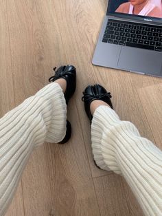 Flat Shoes Outfit, Vintage Shoes Women, Maison Margiela Tabi, Margiela Tabi, Margiela Shoes, Girly Shoes, Ballerina Shoes, Mary Jane Flats