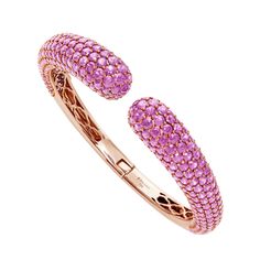 Approx. 21.00cts round Pink Sapphires The bangle is set in 18K Rose Gold Classic Bracelets, Precious Jewels, Expensive Jewelry, Domed Ring, Classic Jewelry, Boutique Jewelry, High Jewelry, Huggies Earrings, Pink Sapphire