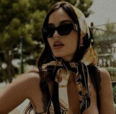 Mob wife aesthetic, mob wife makeup, mob wife outfits, old italian style Mob Wife Aesthetic, Wife Aesthetic, Italian Aesthetic, Wife Style, Mode Hippie, Vintage Photoshoot, Head Scarf Styles, Mob Wives, Mob Wife