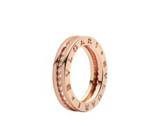 B.zero1 one-band ring in 18 kt rose gold set with pavé diamonds on the spiral. $5,100.00 Rings Bvlgari, Bvlgari Rose, Bvlgari Ring, Platinum Wedding Rings, Twisted Band, Italian Jewelry, Ring Size Guide, Gold Set, Unique Engagement Rings