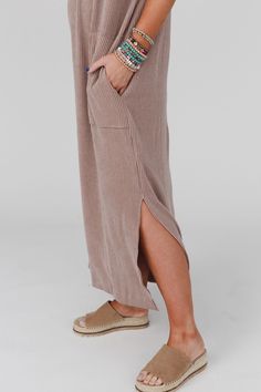 Vibe Classic, Boho Wardrobe, Three Bird Nest, Effortless Outfit, Short Sleeve Maxi Dresses, Easy Day, Comfortable Style, Tee Shirt Dress, Apron Dress