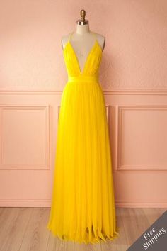 Elif Soleil Yellow Mesh Maxi Dress | Boutique 1861 Tulle Prom Dress Long, Simple Evening Dress, Prom Dress Long, Backless Evening Dress, Prom Dresses Yellow, Long Evening Dress, Prom Dresses Sleeveless, Elegante Casual, Beauty Dress