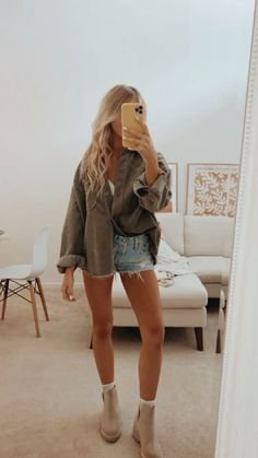 Salon Fits, Spring Outfit Women, College Clothes, Inspo Fits, Styling Outfits, Nashville Outfits, Mode Boho, Outfits 2023, Mode Casual