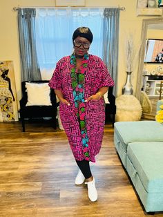 This beautiful African print kimono with unique color. This gorgeous piece will go with any outfit in your closet. Kimono Ankara, African Print Kimono, Ankara Kimono, Womens Jackets, African Prints, Print Kimonos, African Print, Unique Colors, Ankara