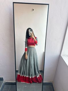 Cotton Dress Pattern Indian, Long Skirt Top Designs, Onam Outfits, Long Skirt And Top, Pretty Dresses Casual, Simple Frock Design, Long Frock Designs, Simple Lehenga, Navratri Dress