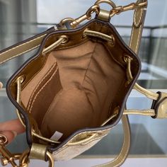 2022 new women's bag shoulder bag mini drawstring bucket bag women's champagne gold mini bag versatile cross-body bag,

 size: 17.5*14.5*10 2022 New, Music Bag, Multifunction Bag, Lv Purse, Lv Shoes, Mini Bucket Bags, Drawstring Bucket Bag, Small Tote Bag, Lv Belt