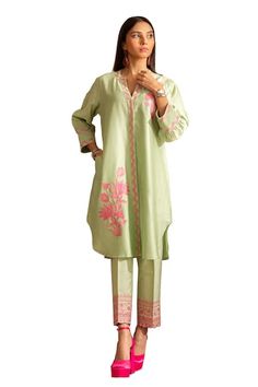 Buy Green Kurta Pure Silk Chanderi Embroidered Gul-meh Straight And Pant Set For Women by House of Inari Online at Aza Fashions. Embroidered Pants, Tarun Tahiliani, Straight Kurta, Sleeve Cuff, Fashion App, Indian Designer Wear, Pants Pattern, Sea Green, Pant Set