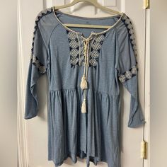 Hannah Xl Boho/Embroidered Top. Never Worn But Noticed After Purchase Small Pulls Under Arms (See Pics). No Stains. Smoke Free Home. Casual Blue Embroidered V-neck Top, Casual Floral Embroidered Tunic Top, Casual Long Sleeve Embroidered Beach Top, Casual Long Sleeve Embroidered Top For Beach, Blue Casual Embroidered V-neck Top, Blue Casual Embroidered Top For Vacation, Casual Blue Embroidered Top For Vacation, Blue Long Sleeve Embroidered Casual Top, Casual Blue Long Sleeve Embroidered Top