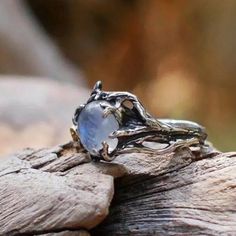 Brand New! Absolutely Stunning Ring Antique Silver Plated Alloy Tree Branch Style Band With Tiny Gold Rose White Moonstone Center Gorgeous Piece! Will Ship Same Day Or Following Business Day Bundle 2 Or More Items And Save 10% Keywords: Accessories Dainty Delicate Jewelry Chic Boutique Boho Modern Minimalist Trendy Unique Quirky Fun Colorful Tree Earthy Trendy Antique Vintage Retro White Opal Moonstone Ring Jewelry Pretty Forest Wedding Ring Engagement Ring Promise Ring Queen Rings, Engagement Model, Ring Female, Branch Ring, Gothic Rings, Blue Moonstone, Rose Ring, New Metal, Black Jewelry