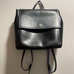 Used 2 Times Kate Spade Back Pack Elegant Black Leather Satchel Backpack, Elegant Backpack Shoulder Bag For Work, Elegant Black Leather Backpack For Office, Elegant Backpack For Workwear, Elegant Workwear Backpack Shoulder Bag, Elegant Black Leather Office Backpack, Elegant Black Office Backpack, Elegant Workwear Backpack, Classic Kate Spade Backpack With Removable Pouch