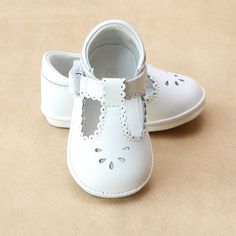 L'Amour Frances T-Strap Perforated Stitch Down School Mary Jane – Petit Foot Angel Baby Shoes, Baby Blue Shoes, Angel Baby Girl, Crochet Baby Socks, Saddle Oxfords, Winter 22, Crochet Baby Shoes, Leather Cuts