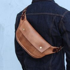 Leather fanny pack Cognac brown leather Belt bag Travel pouch Festival pack leather Hip bag Waist Ba Leather Hip Pouch Belt Bags, Waist Bag Pattern, Fanny Pack Outfit, Leather Waist Pack, Waist Bag Leather, Waist Bag Women, Hip Pouch, Leather Hip Bag, Leather Bag Pattern