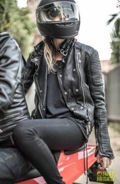 Elevate your outerwear collection with this women's slim-fit black biker-style jacket, expertly crafted from lightweight sheep leather. This jacket combines edgy style with a flattering silhouette, hugging your curves while providing the freedom to move. The soft, supple leather offers a luxurious feel, ensuring comfort without sacrificing style. Featuring classic biker details such as zippered pockets, an asymmetrical front closure, and subtle stitching accents, this jacket brings a modern twist to a timeless design. The sleek black finish makes it a versatile staple, easily pairing with everything from distressed jeans to flowy dresses. Perfect for layering or making a statement on its own, this lightweight jacket is ideal for transitional weather. Embrace your inner rebel and enhance yo Leather Motorcycle Jacket Outfit, Motorcycle Jacket Outfit, Biker Outfits, Fitted Biker Jacket, Handmade Jacket, Motorcycle Fashion, Black Motorcycle Jacket, Womens Fashions, Biker Babe