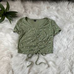 Shein Sage Green Floral Ruched Tie Front V Neck Short Sleeve Top Tops Shein, Sage Green Floral, Back To School Fits, School Fit, Fashion Wishlist, Fit Ideas, Shein Tops, Green Blouse, Short Sleeve Top