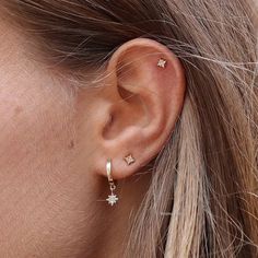 Solid 14k gold mini studs/ lab grown diamond tiny studs earring. Also Available Gold Color: Yellow Gold, Rose Gold, White Gold, Ear Stud Cartilage,  ✦ Gemstone: Moissanite  ✦ Shape: Round ✦ Color: Colourless ✦ Clarity: VVS ✦ Gemstone: Lab grown Diamond ✦ Shape: Round ✦ Color: G ✦ Clarity: VS Lab grown Diamond ✦ Please select Backing Style (as per last image): 1) 16g External Thread 2) 16g Internal Thread 3) 18g Screwback 4) 18g Pushback 5) 18g Flate Bakc 6) 20g / 22g C Wire Twist 7) 20g / 22g L Diy Gold Earrings, Second Hole Earrings, Bridesmaids Earrings, Tiny Hoop Earrings, Types Of Earrings, Chanel Earrings, Tiny Stud Earrings, Diamond Star, White Gold Earrings