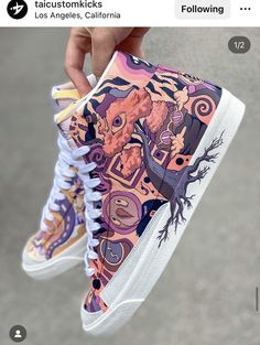 Shoe Painting, Custom Sneakers Diy, Custom Painted Shoes, Custom Shoes Diy, Custom Kicks, Custom Nike Shoes, Hand Painted Shoes, Best Poses For Men, Shoe Inspo