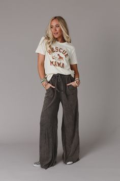 Relaxing Robin Wide Leg Pant - New Charcoal | Three Bird Nest Boho Mom, Funky Pants, Clothing Board, Thrift Inspo, High Waisted Wide Leg Pants, Mom Fashion, Wide Leg Sweatpants, 2024 Style, Cute Pants