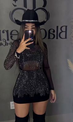 Rhinestone Dress Outfit, Country Style Outfits, Looks Country, Rodeo Outfits, Western Outfits Women, Outfit Mujer, Full Length Dress, Latest African Fashion Dresses