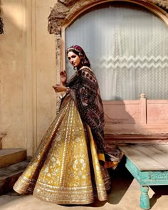 Summer Wedding Outfits Indian, Wedding Outfits Indian, Desi Dress, Indian Outfits Lehenga, Indian Bride Outfits, Bridal Lehenga Collection, Indian Bridal Lehenga, Indian Dresses Traditional