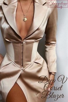 Couture Dior, Elegant Blazers, Gaun Fashion, Chique Outfits, Blazer Dress, Long Sleeve Mini Dress, A Dress, Kim Kardashian, Kylie Jenner