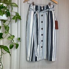 Forever 21 Striped Maxi Skirt With Tie And Pockets Double Layered Size Medium New With Tags Excellent Condition. 27 1/2 Inches Long Buttons Don't Open Up High Waist Striped Summer Skirt, Summer High Waist Striped Skirt, High Waist Striped Skirt For Summer, Cotton Midi Bottoms For Vacation, Blue Midi Length Bottoms For Vacation, Chic Forever 21 Cotton Skirt, Forever 21 Cotton Skirt For Day Out, Forever 21 Relaxed Summer Skirt, Forever 21 Summer Pencil Skirt