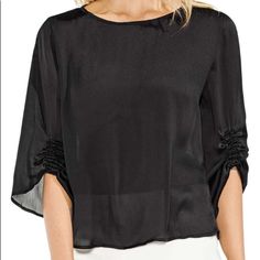 New W/Tags Vince Camuto Textured Satin Blouse Women’s Size L. Fall V-neck Blouse With Crinkle Texture, Relaxed Fit Button-up Viscose Blouse, Chic Crinkle Texture V-neck Blouse, Relaxed Fit Rayon V-neck Blouse, Relaxed Fit V-neck Ruffle Blouse, Satin Blouse, Vince Camuto, Blouses For Women, Top Blouse