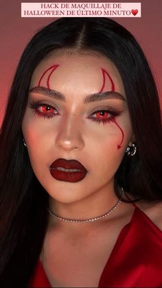 Halloween Makeup Devil Easy, Makeup For Devil Costume, Half Devil Half Angel Makeup, Pink Devil Makeup, Easy Halloween Makeup Devil, Easy Devil Makeup Halloween, Make Up Diabla, Diavolo Halloween Outfit, Maquillage Halloween Demon