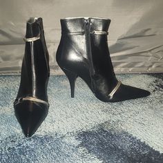 New Without Box Bcbgmaxazria Black Leather High Heel Ankle Boots With Silver Chain Detail - Size 10 / 10b These Gorgeous Black Leather Ankle Boots From Bcbg Max Azria Feature A 4 Inch High Heel, Nearly 5 Inch Body Above The Heel (The Total Height Of The Boot From Ground Is 9 Inches), An Inside 7.5 Inch Zipper, A Pointy Toe And Dual Silver Chain Accents. Any & All Reasonable Offers Will Be Considered Plus For Those That Like To Build Bundles, An Extra Discount Will Be Offered For Purchasing Multi High Heel Ankle Boots, Bcbg Max Azria, Heel Ankle Boots, Max Azria, Black Leather Ankle Boots, High Heel Boots Ankle, Leather High Heels, Leather Ankle Boots, High Heel