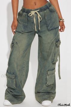 Olivia Mark - Women's Mid Waist Casual Pocket Distressed Denim Cargo Dope Fashion Outfits, Denim Cargo Jeans, Baggy Cargo Jeans, Denim Style Casual, Camouflage Cargo Pants, Jeans Outfit Women, Denim Cargo Pants, Cargo Pants Outfit, Trendy Denim