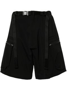 black stretch-design shell water-repellent detachable spike stud strap low-rise front press-stud and zip fastening belted waist belt loop two side slash pockets two front welt pockets two side cargo pockets two rear welt pockets knee-length wide leg straight hem Cargo Shorts Black, Press Studs, Black Stretch, Waist Belt, Welt Pockets, Welt Pocket, Cargo Shorts, Short Outfits, Repellent