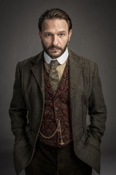 Dracula - Season 1 Promo Dracula Cosplay Men, Thomas Kretschmann, Victorian Mens Clothing, Tweed Men, Promotional Photos, Call Of Cthulhu, Vintage Mens Fashion, Victorian Clothing, Well Dressed Men