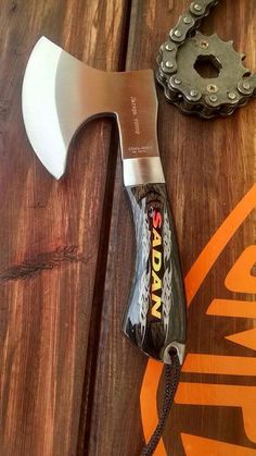 Ulu Knife, Iron Man Wallpaper, Washroom Design, Survival Life Hacks, Camping Tools, Bushcraft Knives, Archery Hunting, Survival Life