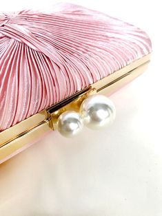 Women Pink Clutch Purse Lady Chain Shoulder Bag For Party – Luxy Moon Chic Pearl Clutch For Party, Chic Blush Clutch For Evening, Pearl Clutch For Party, Chic Pink Evening Bag For Party, Chic Pink Party Clutch, Chic Pink Clutch Evening Bag, Blush Rectangular Bag For Parties, Chic Blush Bag For Party, Chic Blush Bag For Parties