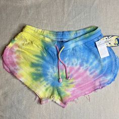 Garment Dye Women’s Shorts Pop Surf Multi Color Size S #657 Please Look At The Pictures The Pictures Are Not Professional Pictures Please See Listed Pictures For Full Details. Sold As Is. Comes As Is With What You See Pictures. What You See In The Picture Is What You Will Get. Reasonable Offers Are Always Welcome! Bundle And Save On Shipping. All Items Will Be Shipped Out Within 1 Business Day After Payment Is Cleared Between Monday To Friday. We Do Not Ship During Weekend And Holidays. Professional Pictures, Shorts Athletic, Athletic Shorts, Pink Blue, Pink Ladies, Surfing, Multi Color, Dye, Holidays