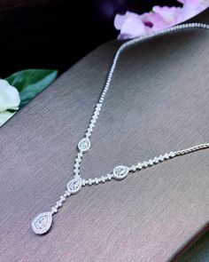 HANDCRAFTED TO PERFECTION! SPECIAL, BRIDAL PERFECT DESIGN! Featuring 4 pcs of large 0.2-0.3 carat pear diamond and 197 accent, UNTREATED AND GENUINE F/VS QUALITY SPARKLING DIAMONDS! Perfect for everyday! SET IN 18K SOLID WHITE GOLD HANDCRAFTED NECKLACE! Perfect as a gift or necklace for any occasion! Sometimes round diamonds are just so boring, why not have a little fun and try pear shaped diamonds? It's symmetric. It's sparkling. And it's eternally precious! SUGGESTED RETAIL VALUE: $7,800 DIAMO Diamond Cut Diamond Necklace For Wedding, Luxury Silver Bridal Necklace With Prong Setting, Formal Drop Bridal Necklace In Fine Jewelry, Formal Drop Bridal Necklace Fine Jewelry, Silver Platinum Bridal Necklace With Diamond Cut, Silver Platinum Bridal Necklace With Diamond Accents, Pear-shaped Diamond Cut Jewelry For Wedding, Luxury Diamond Wedding Necklace, Pear Shaped Fine Jewelry For Weddings