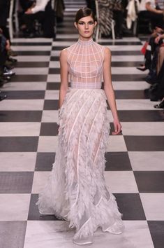 Dior Fashion Week, Princess Bodice, Runway Gowns, Christian Dior Haute Couture, Fashion Week 2018, Couture Wedding Gowns, Dior Haute Couture, Spring Couture