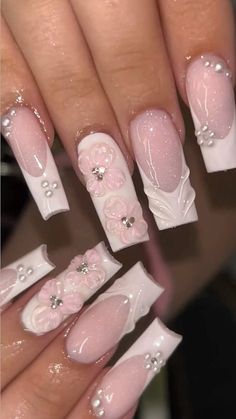 White Ombré Nails With Design, Medium Quince Nails, Princess Nails Aesthetic, Quince Nails Pink, Flared Nails, Quinceanera Nails, Girly Acrylic Nails, Summery Nails, Pretty Gel Nails