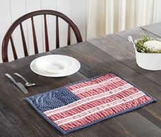 PRICES MAY VARY. COUNTRY AMERICANA CHARM with 4 coordinating country red, white, and blue plaid and checked fabrics interspersed with stars in a charming celebration of traditional Americana. Placemats and runners reverse to to red plaid. SET includes 6 quilted flag placemats that are each 12 inches wide by 18 inches long. HAND-QUILTED PATCHWORK in a patriotic flag design featuring white ditsy stars on a navy background and red and cream plaids and stripes. PREMIUM CONSTRUCTION: Our placemats ar Quilted Placemat, Quilted Placemats, Plaid Set, Quilted Patchwork, Place Mats Quilted, Patriotic Flag, Navy Background, Sewing Diy, Blue Quilts