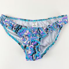 Nwot Venus Teal Abstract Bikini Bottoms Size 4 New With Out Tag. Liner. Multicolor Fitted Swim Trunks For Pool, Blue Fitted Swim Trunks For Poolside, Fitted Blue Swim Trunks For Poolside, Blue Fitted Swim Trunks For Summer, Fitted Brief Blue Swim Trunks, Fitted Blue Swim Trunks For Beach Season, Fitted Blue Swim Trunks Brief, Fitted Multicolor Swimwear Brief, Fitted Multicolor Swim Briefs