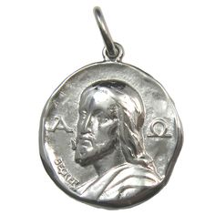 Pendant/charm of Jesus Christ made of sterling silver 925. It can be engraved on the reverse side Chain not included. Measurements 19x19x1.5mm Unless otherwise stated all our sterling silver jewelry is rhodium-plated. This helps prevent tarnishing and makes it look like white gold. When jump rings are used, they are soldered on by hand. Not cast. This extra step makes for higher quality and a better finish. You can follow us on: YOUTUBE https://www.youtube.com/@intergemcorp6845/videos INSTAGRAM Classic Personalized Silver Charms, Personalized Sterling Silver Medallion, Classic Sterling Silver Engraved Charms, Silver Round Pendant For Memorial, Sterling Silver Round Pendant For Anniversary, Classic Silver Pendant Charms, Silver Round Pendant For Anniversary, Jesus Christus, Jump Rings