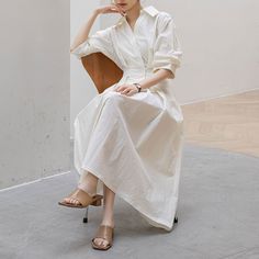 Casual White Maxi Shirt Dress, Elegant Solid Color Shirt Dress For Beach, Elegant Solid Shirt Dress For Beach, Chic White Shirt Dress For Summer, Chic White Summer Shirt Dress, White Chic Shirt Dress For Summer, White Shirt Dress For Summer Day Out, White Maxi Length Shirt Dress For Vacation, White Cotton Shirt Dress For Summer