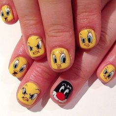 Unhas Decoradas Almond Tweety Nails, Serenity Nails, Nail Cartoon, Bird Nail Art, Disney Nail Art, Cartoon Nail Designs, Nailart Glitter, Nail Diamond, Character Background