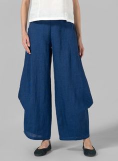 Chic Linen Loungewear Bottoms, Chic Linen Bottoms For Loungewear, Chic Wide Leg Pants With Loosely Fitted Hips, Elegant Non-stretch Linen Pants, Chic Relaxed Fit Solid Pants, Elegant Wide Leg Harem Pants, Chic Straight Linen Pants, Chic Linen Straight Pants, Elegant Wide Leg Harem Pants With Relaxed Fit