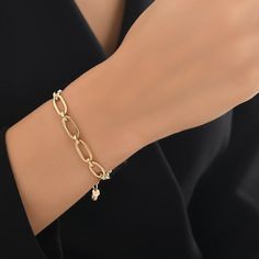 "\"14k Gold Large Link Chunky Bracelet | Large Cable Link & Round Link Chain Layering Bracelet | Paperclip Statement Bracelet | Gift for Her\" * Material: 14k Solid Gold * Weight: 5,10gram -%10 due to size) Contact me if you are unsure about length. Extension links are standard for minor adjustments. ∙ P R O D U C T I O N ∙ * All of my products are handmade and crafted with care and love:) * All of my products are SOLID GOLD, no gold fill, no gold coating. Also there are no other metals used Modern Charm Bracelets Jewelry, Modern Jewelry Charm Bracelet, Chain Link Charm Bracelets As Gift, Chain Link Charm Bracelets, Link Chain Bracelet With Charms, Charm Link Chain Bracelet, Fine Jewelry Chain Link Bracelet Gift, Gift Diamond Bracelet With Gold Chain, Charm Chain Link Bracelets For Gifts