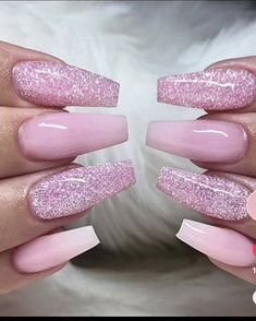 Pink Nails Acrylic With Glitter, Ballerina Nails Pink Glitter, Pink Nails One Glitter Nail, Acrylic Nails Pink With Glitter, Cute Pink Nails With Glitter, Pink Glitter Nails With Design, Light Pink Nails With One Glitter Nail, Birthday Nails Light Pink, Spring And Summer Nails 2023