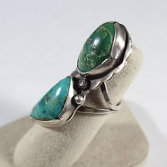 -Vintage Sterling Silver Natural Turquoise Ring 6US -Ring size: 6US -Total length: almost 2 in -Triangle turquoise size: 24 mm x 13.6 mm -Round Turquoise size: 22.2 mm x 16 mm -Total weight: 13.4 g Vintage Green Turquoise Cabochon Ring, Vintage Turquoise Open Ring, Vintage Turquoise Cabochon Ring, Vintage Cabochon Turquoise Ring, Vintage Style Turquoise Emerald Ring For Anniversary, Coral Earrings, Beaded Choker Necklace, Coral Beads, New City